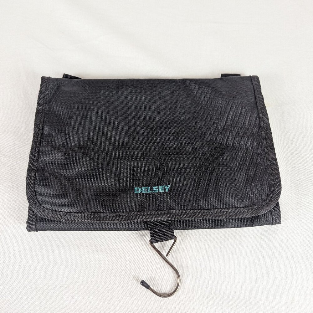 Delsey Hanging Toiletry Organizer Travel Bag Trifold Black Pocket Magnetic Close